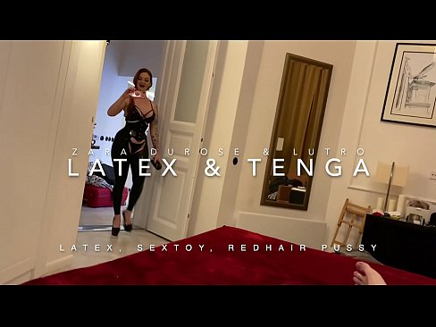 ❤️ Zrzavá nevlastní sestra v latexovém kostýmu, kterou šuká nevlastní bratr ❤ Porno video u nás ☑