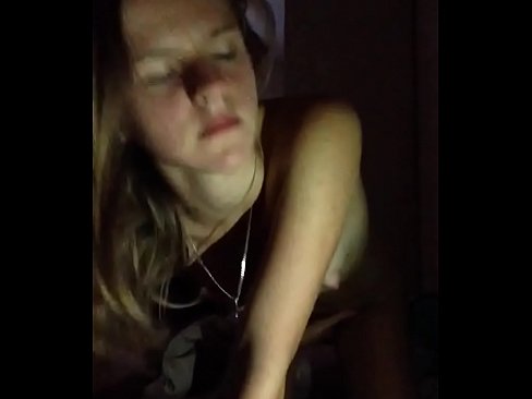 ❤️ Dívka masturbuje a udělá se ❤ Porno video u nás ☑